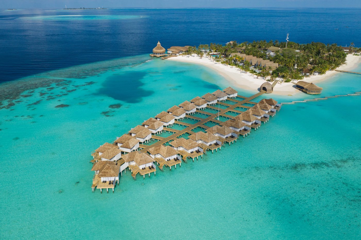 Cinnamon Dhonveli - Resort Aerial