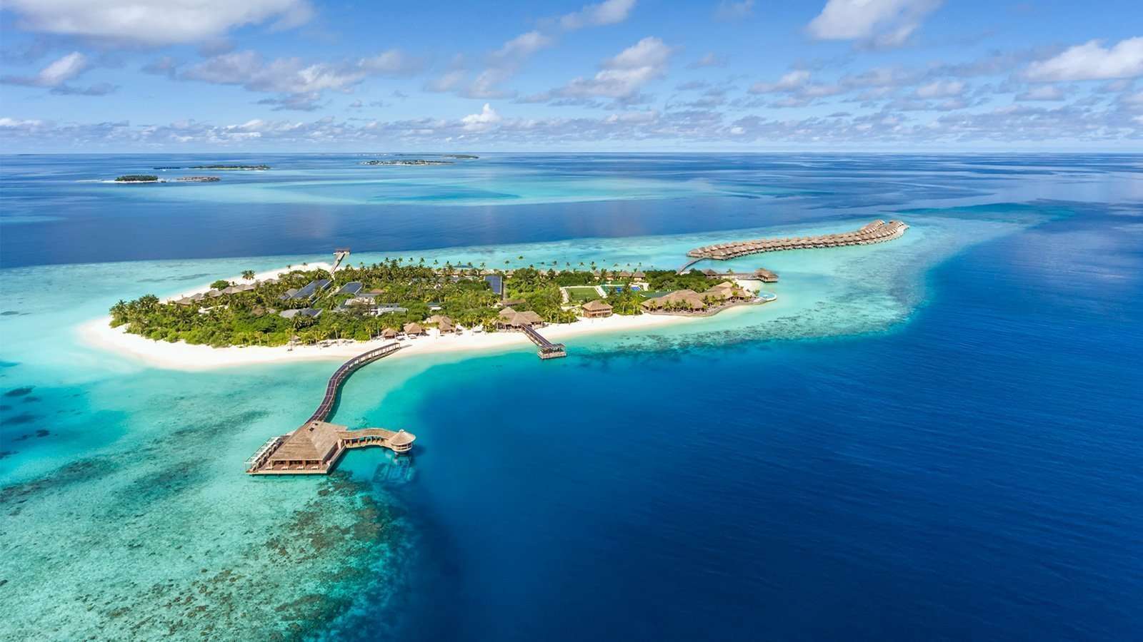 Hurawalhi Island Resort - Aerial View